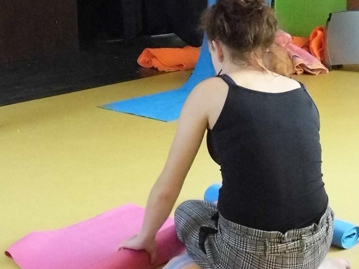 Sophrologie et yoga à la maison d’enfants d’Evreux